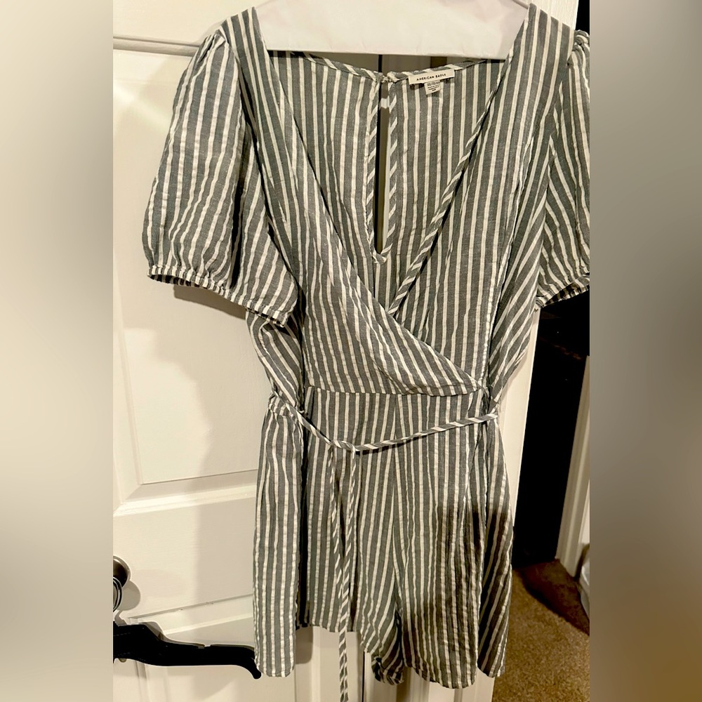 American Eagle jumper